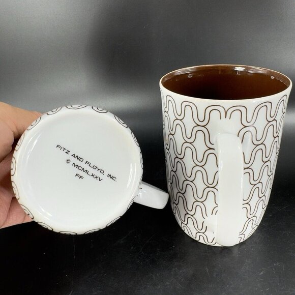 1970s FITZ & FLOYD FISHNET COFFEE MUG CUP BROWN WHITE HANDLED MUG SET 2 Pcs - Picture 7 of 13